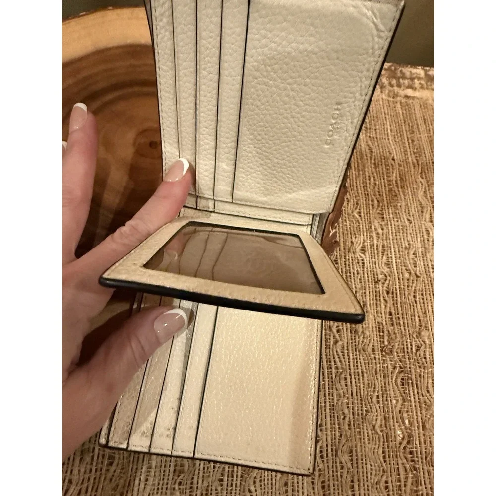 Coach Men's Ivory Pebbled Bifold Wallet with ID Window & Card Slots - 3 in 1